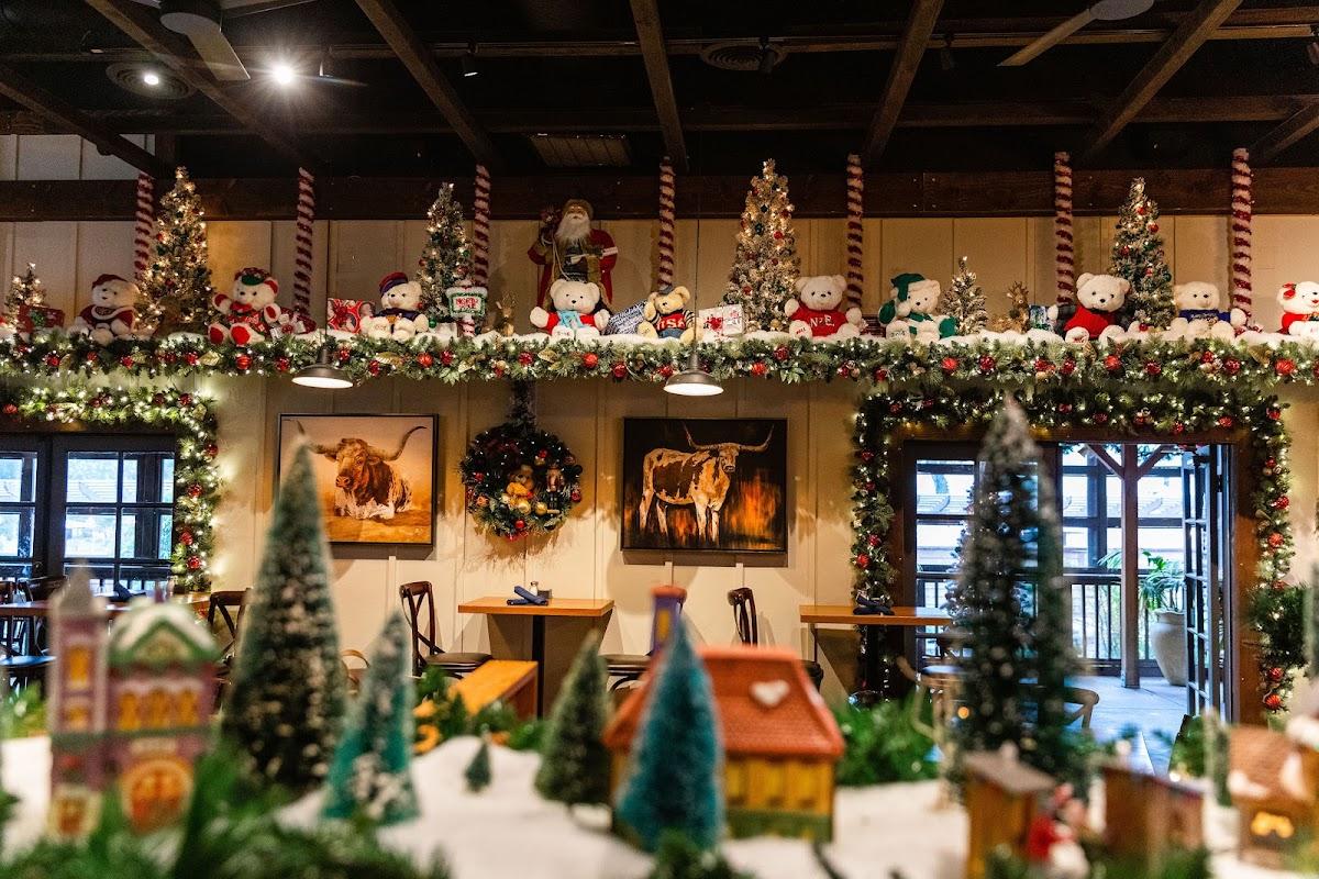 Guest House Grill — Food & Drink in Atascadero, CA