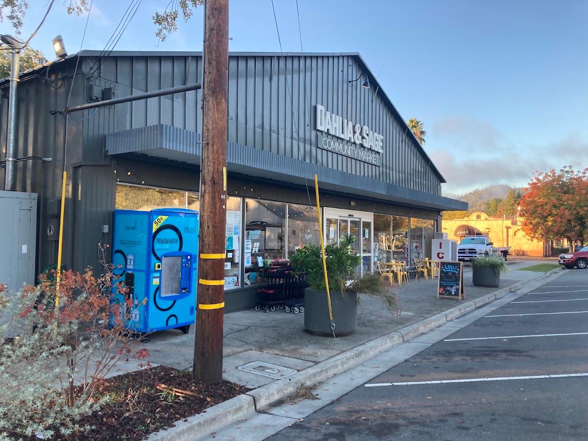 Dahlia & Sage Community Market — in Cloverdale, CA
