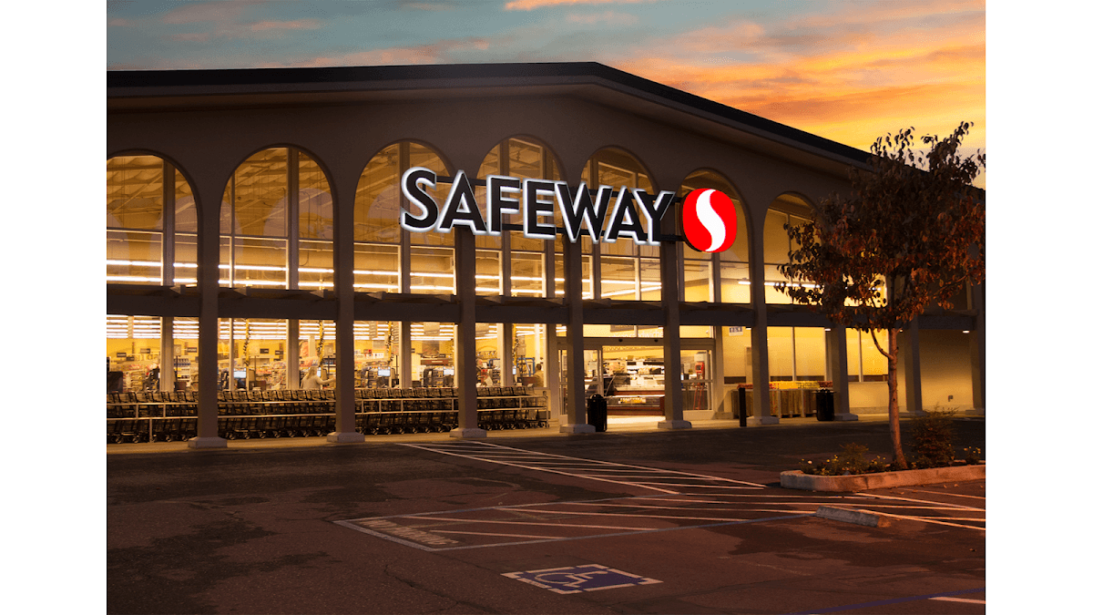 Safeway — in Crescent City, CA