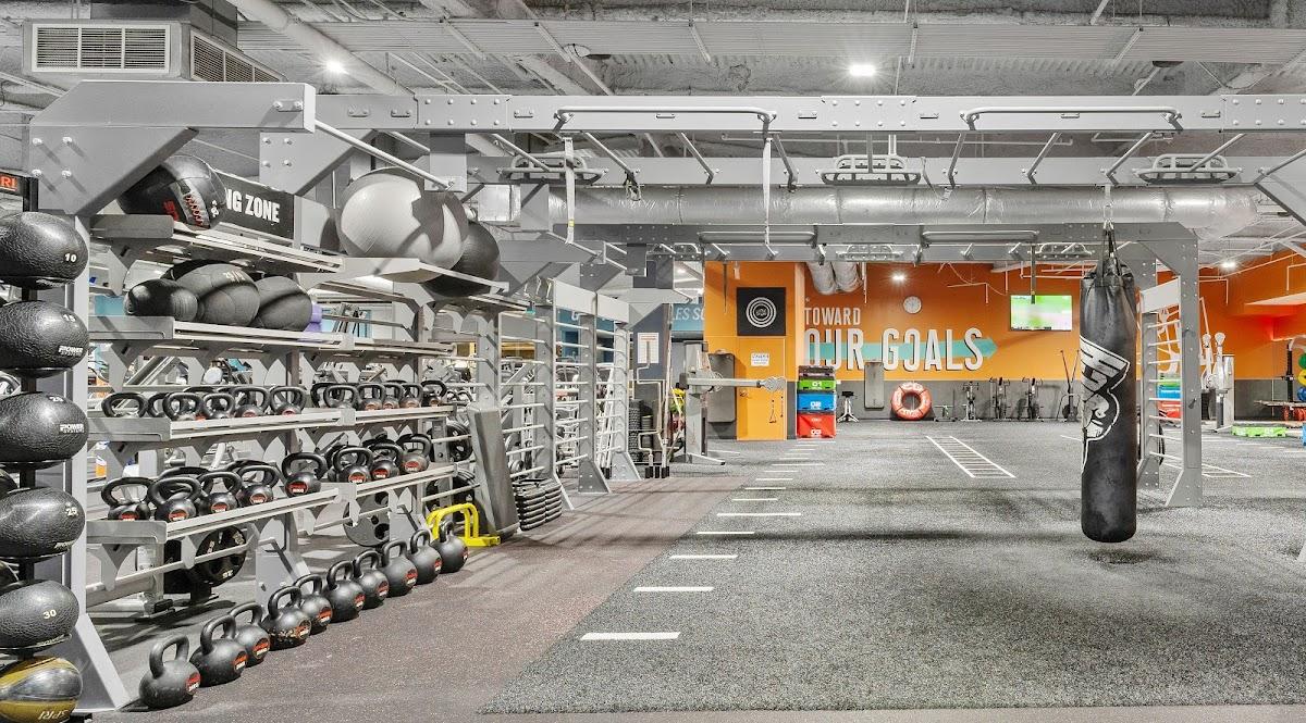 Crunch Fitness — Gym in Daly City, CA