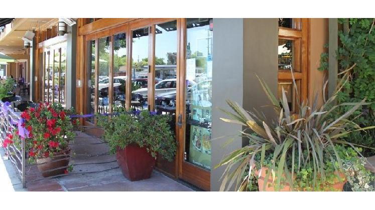 Zephyr Grill & Bar — Bar in Livermore, CA