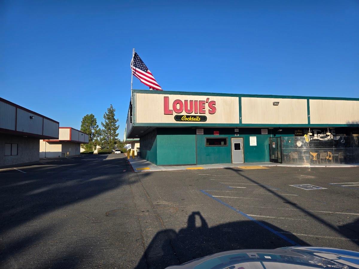 Louie's Cocktail Lounge — Bar in Rancho Cordova, CA
