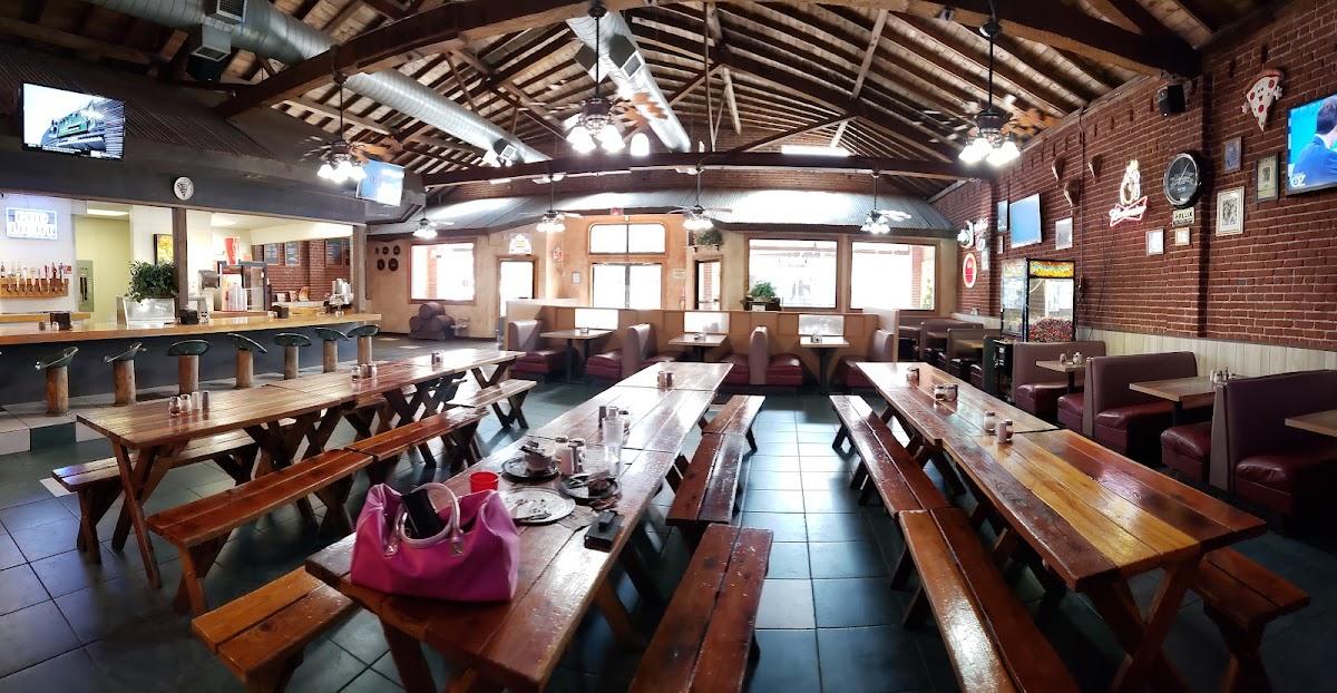Pizza Factory — Pizza Restaurant in Taft, CA
