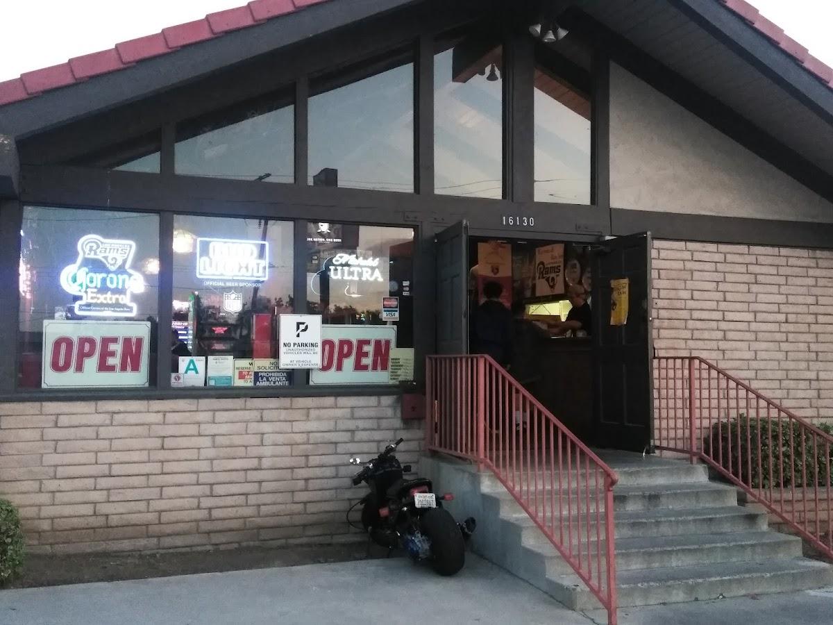 Barro’s Pizza — Pizza Restaurant in Whittier, CA