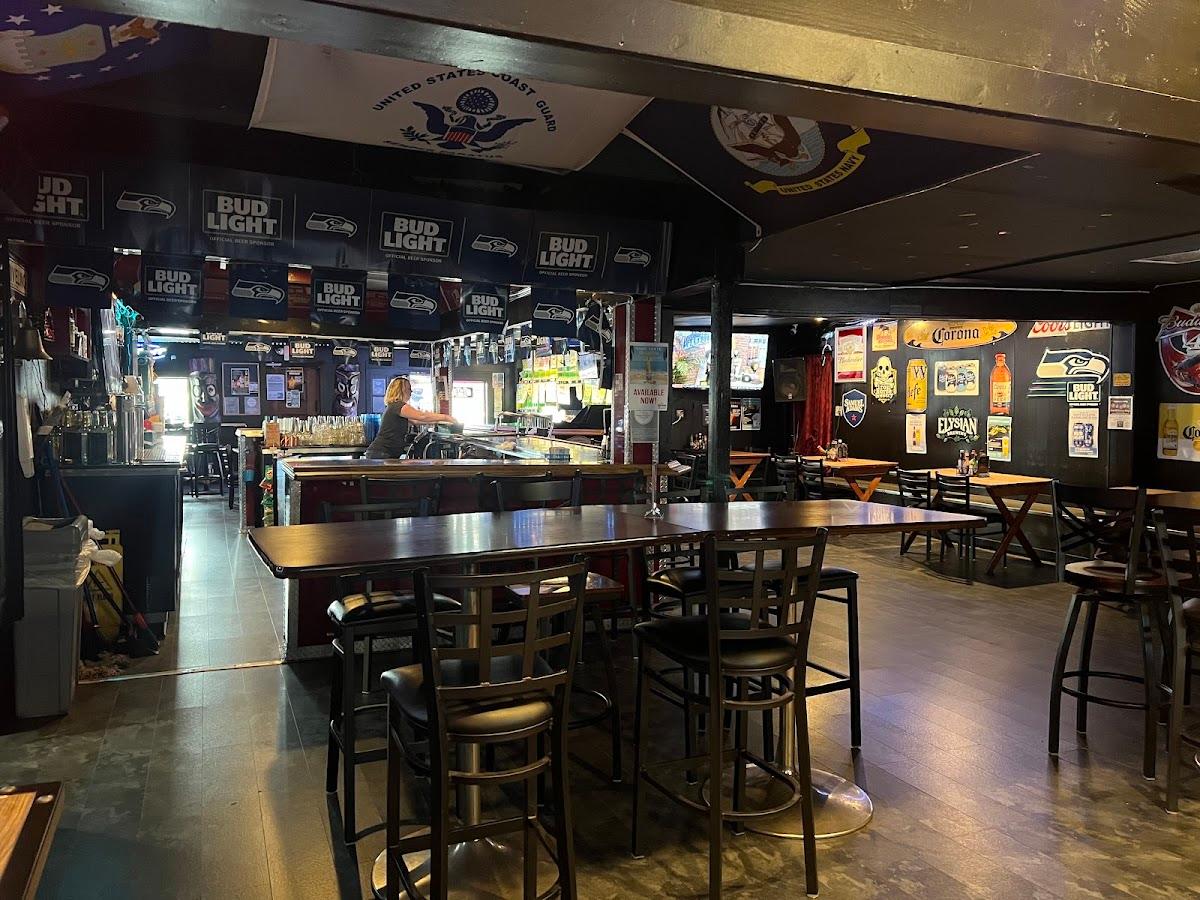 Coco Joes Bar & Grill — Bar in Algona, WA